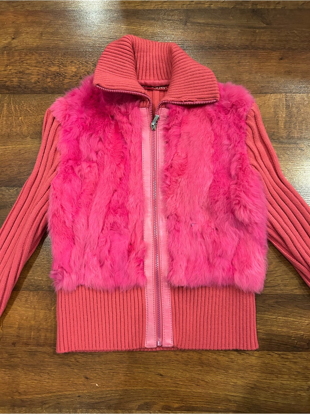 Y2K Hot Pink Knit Collared Rabbit Fur Front Zip Cable Size Large Vintage